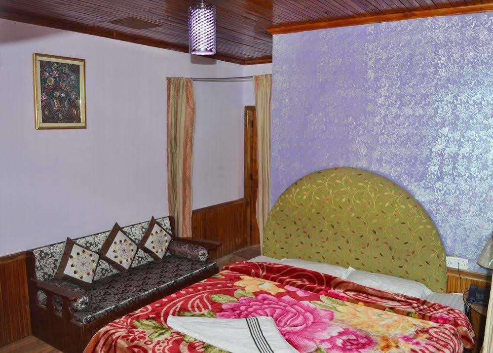 Hotel Chetna Manāli Exterior foto
