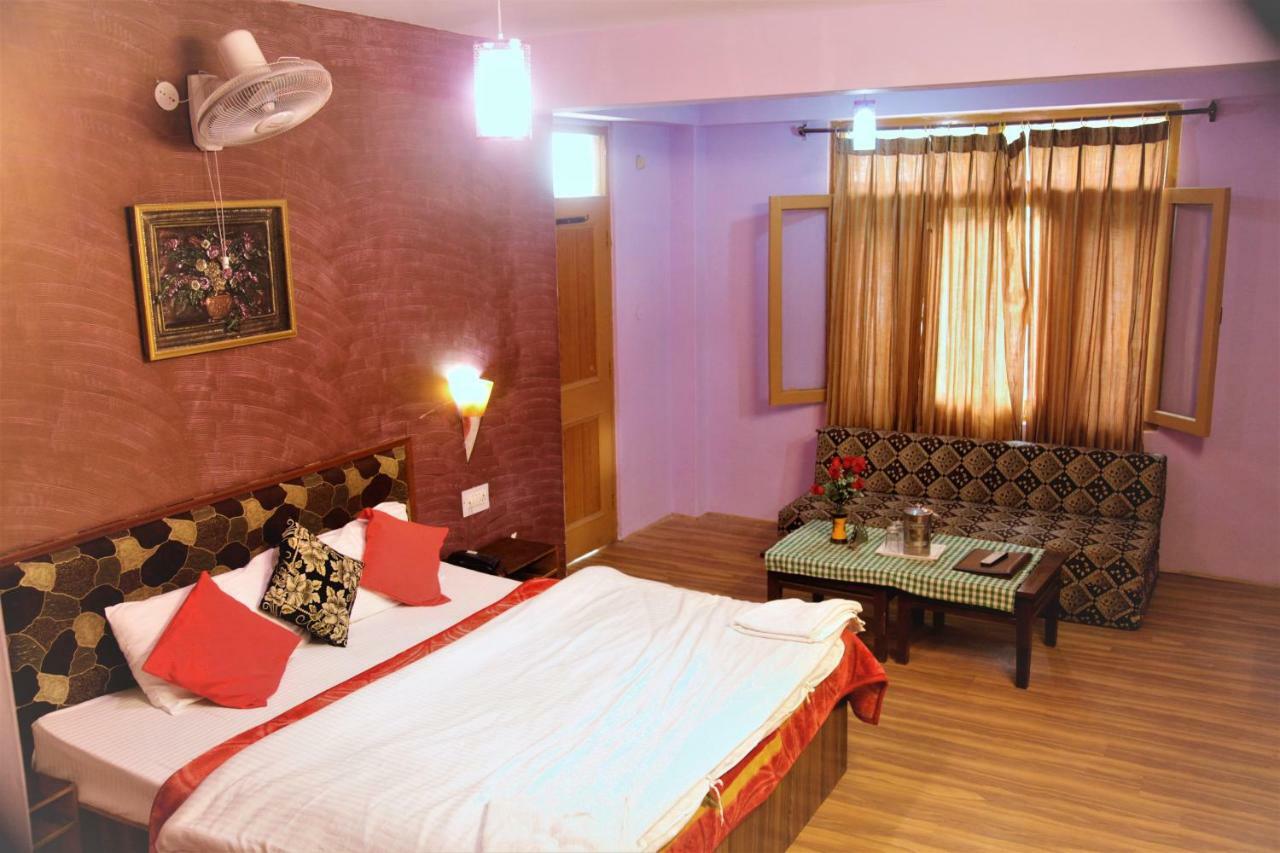 Hotel Chetna Manāli Exterior foto